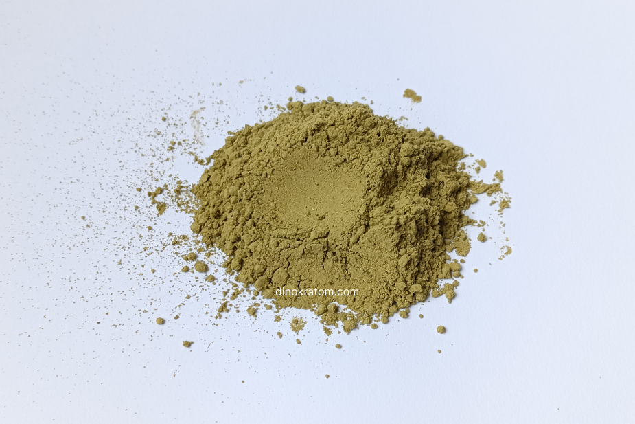 White Maeng Da kratom powder